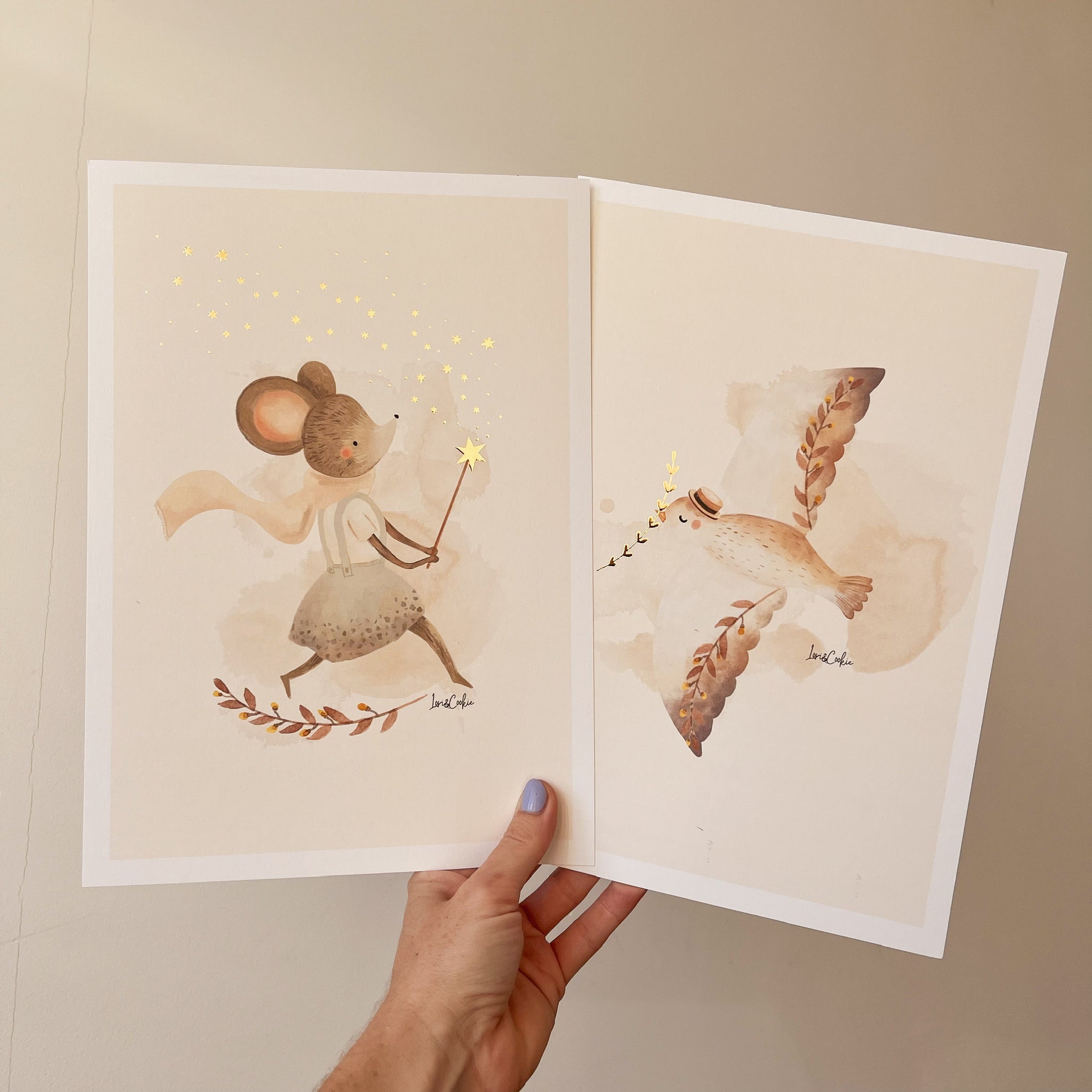Goudfolie kinderkamer poster set van 2: "Maggie Muis" & "Vinnie Vogel"