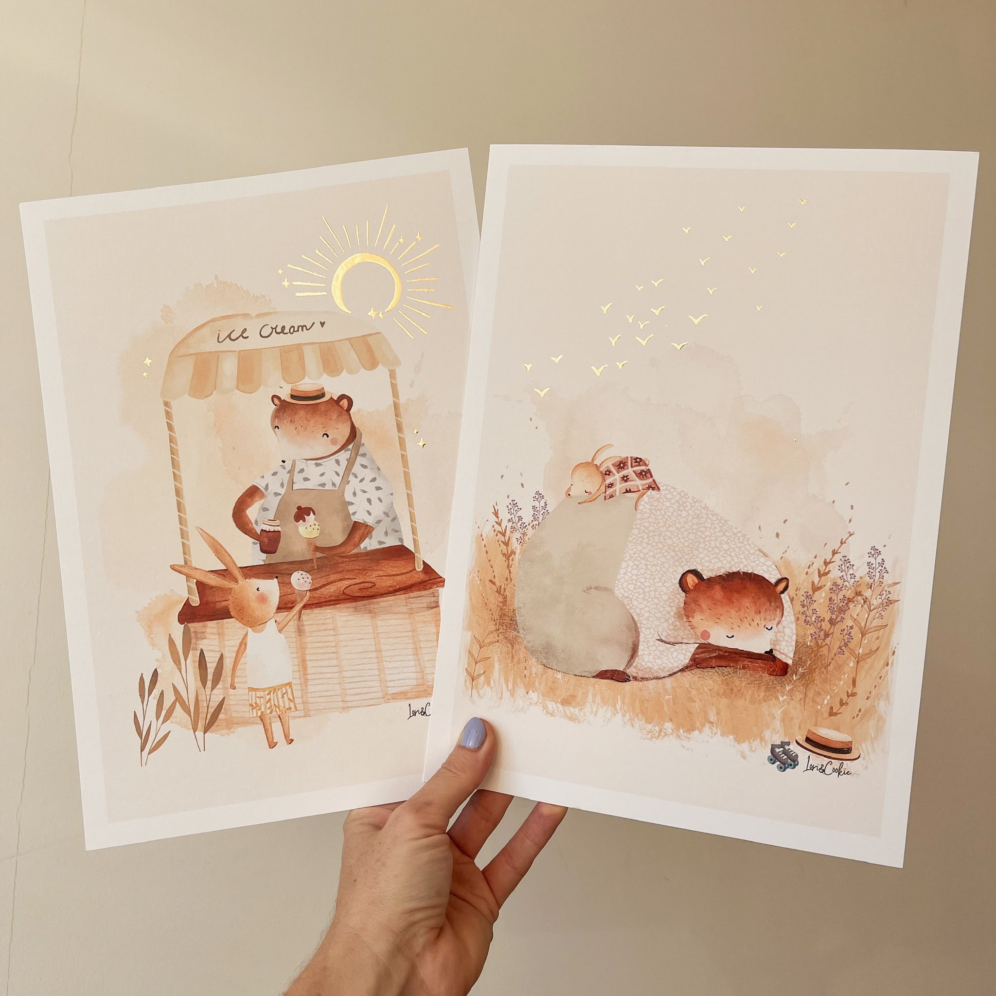 Goudfolie kinderkamer poster set van 2: "De Ijsco kar" & "Het Middagdutje"