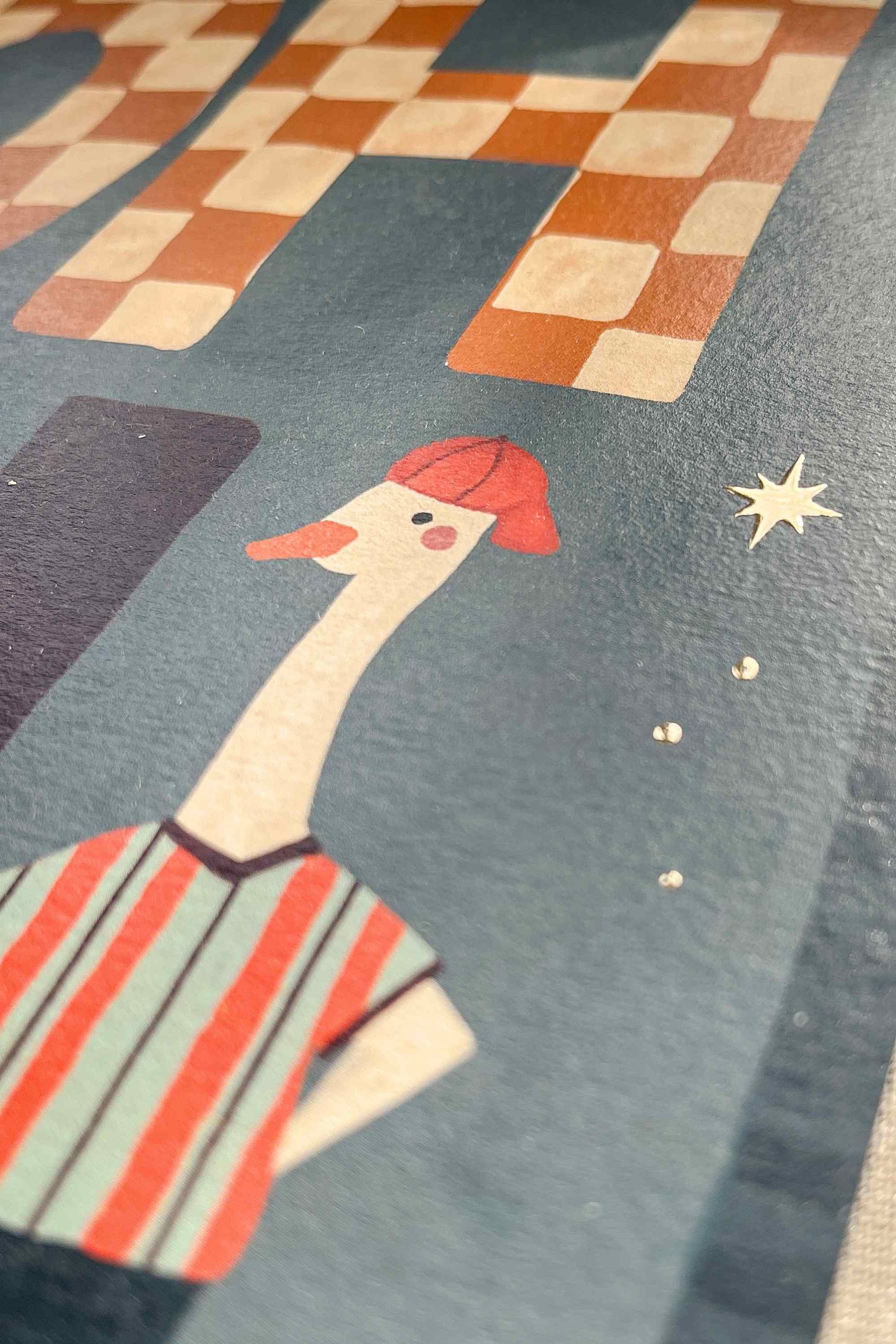 Detail van Oh Hi kinderkamerposter met gans en goudfolie details