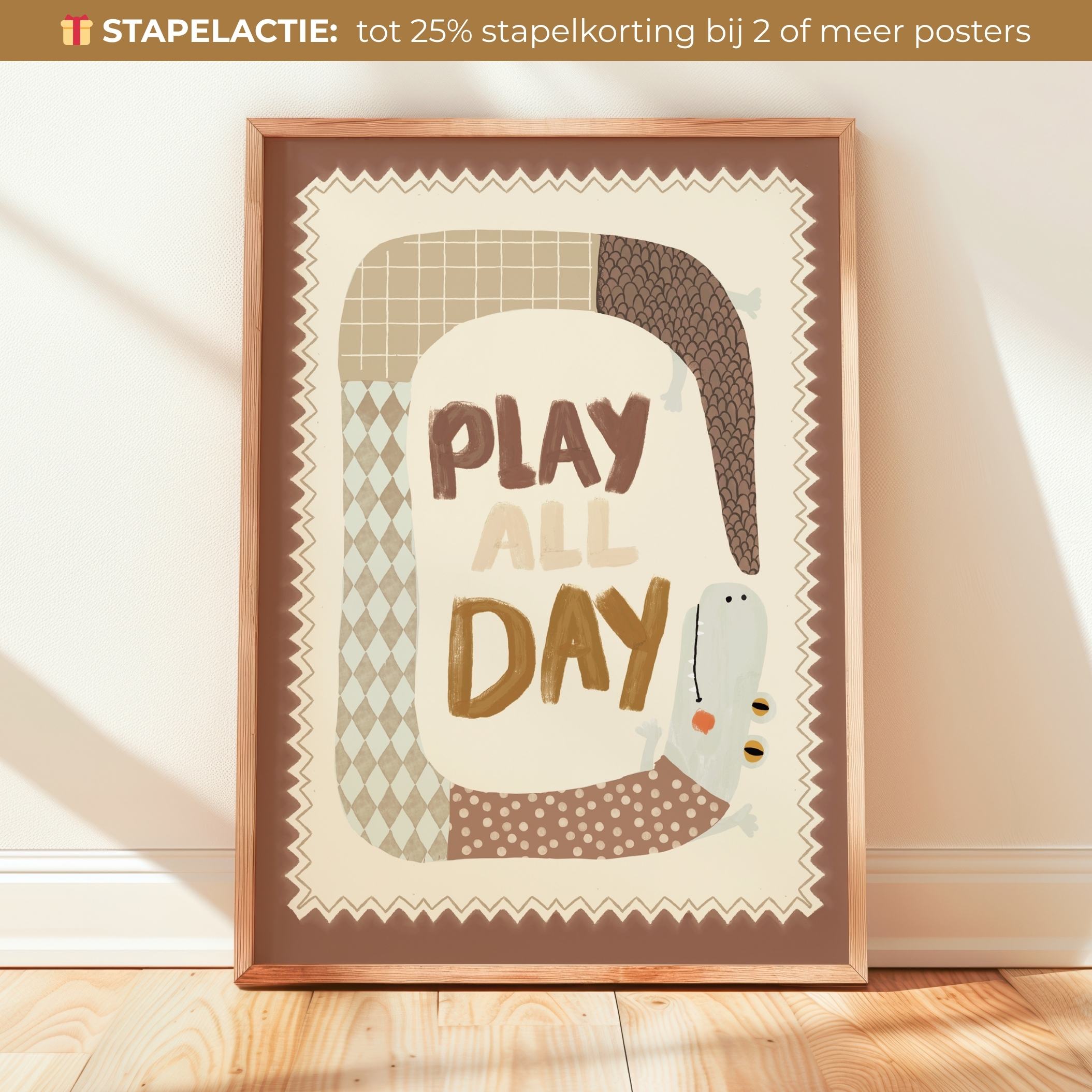 Handgeschilderde Kinderkamer poster Play All Day met krokodil. Door Lori & Cookie Kidsdeco